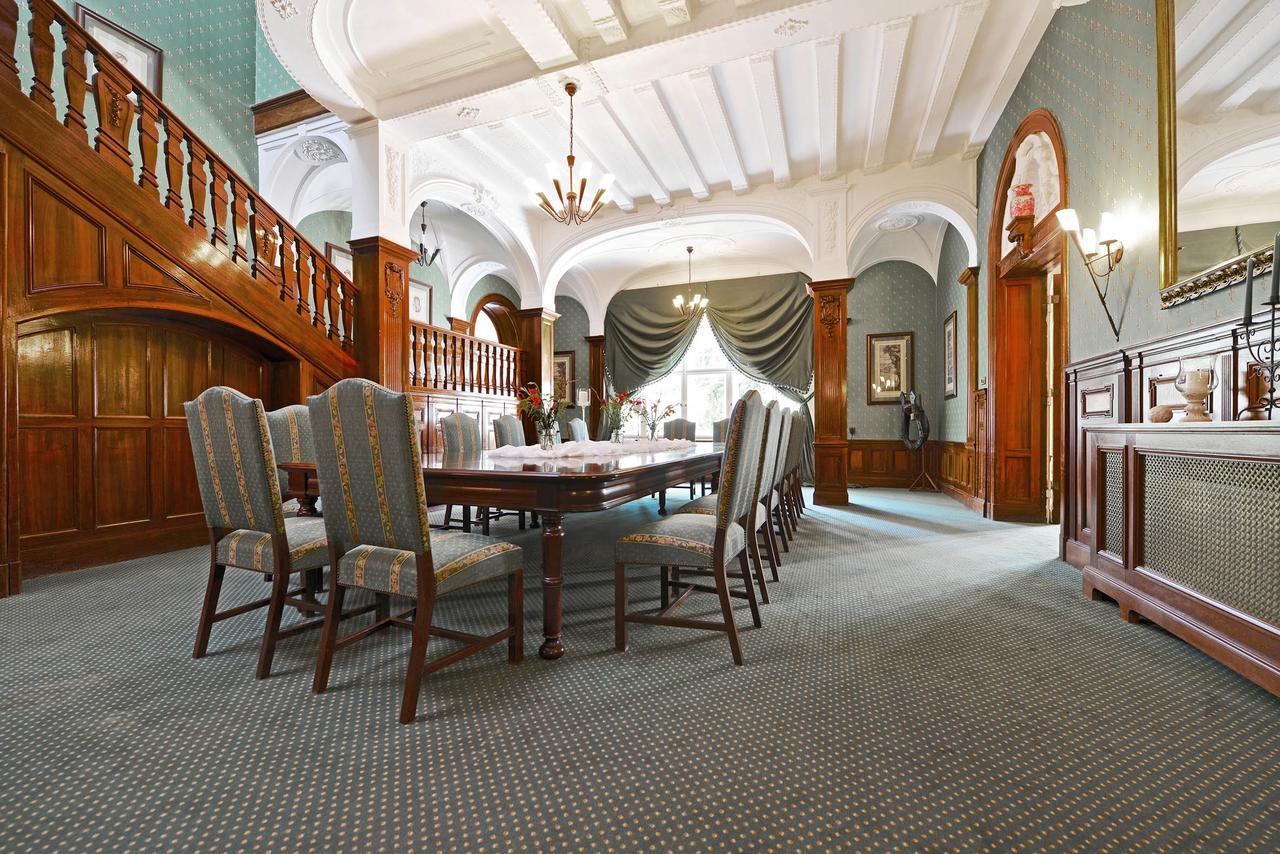 Schlosshotel Villa Westerberge Aschersleben Dış mekan fotoğraf