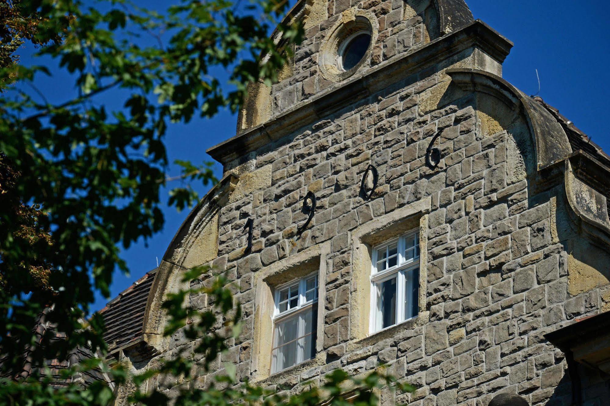 Schlosshotel Villa Westerberge Aschersleben Dış mekan fotoğraf