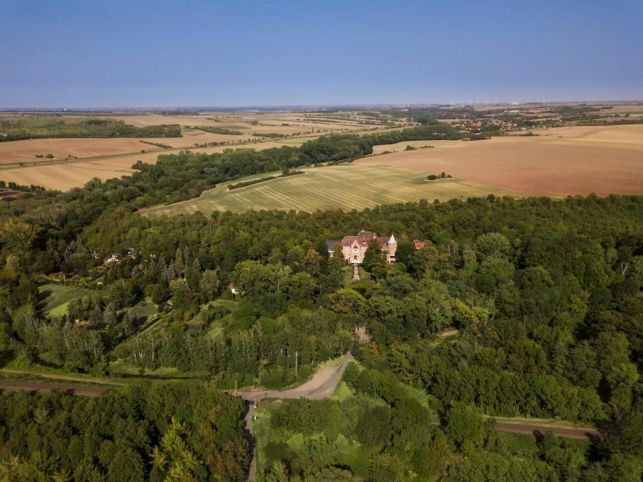 Schlosshotel Villa Westerberge Aschersleben Dış mekan fotoğraf