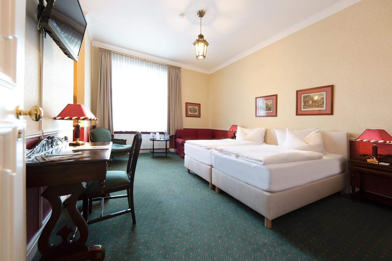 Schlosshotel Villa Westerberge Aschersleben Dış mekan fotoğraf