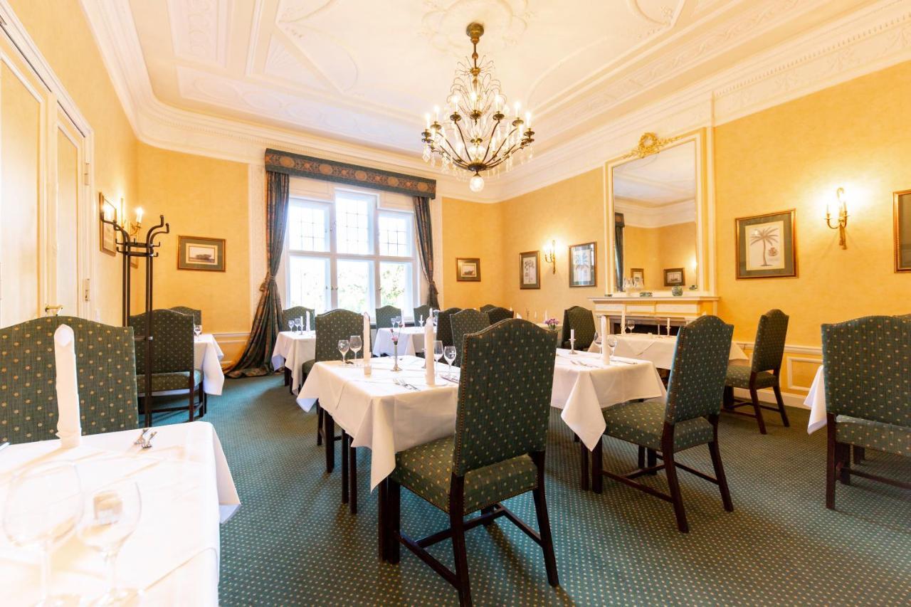 Schlosshotel Villa Westerberge Aschersleben Dış mekan fotoğraf